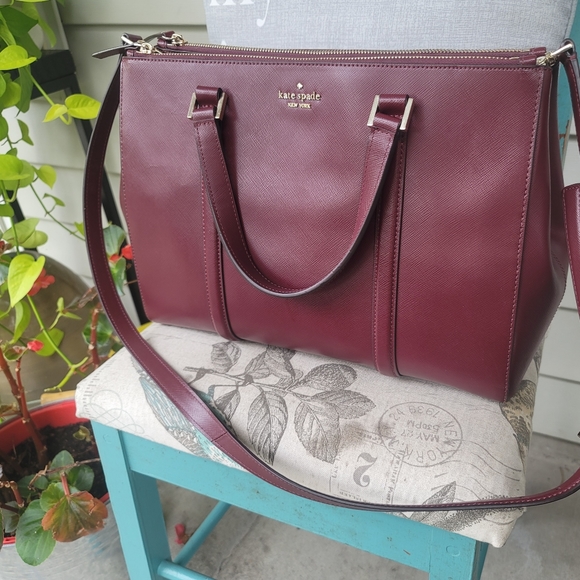 ❌SOLD❌NWT Kate Spade Newbury Lane in Cherrywood - Large - Picture 15 of 16